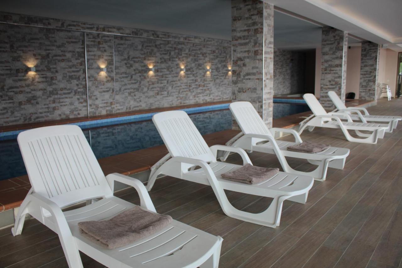 Hotel Princess Jerolda Orikum Exterior photo