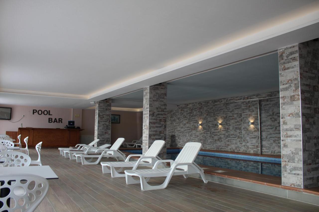 Hotel Princess Jerolda Orikum Exterior photo