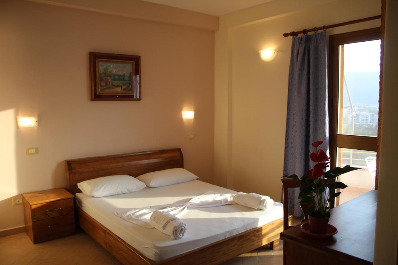 Hotel Princess Jerolda Orikum Exterior photo